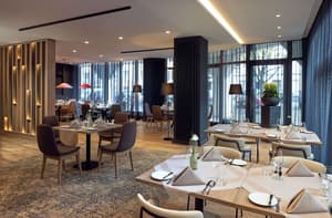 thumbnail: Restaurant