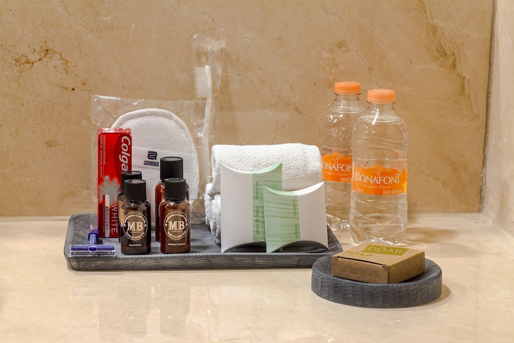 Bathroom amenities