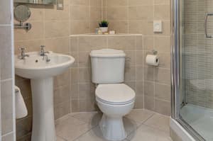 thumbnail: Bathroom