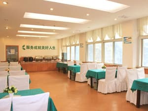 thumbnail: Dining