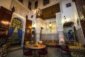 thumbnail: Restaurant