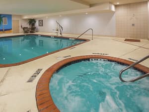 thumbnail: Pool