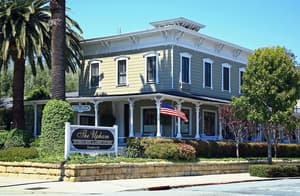 thumbnail: Front of property
