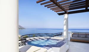 thumbnail: Outdoor dining