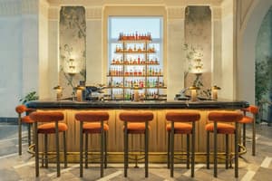 thumbnail: Bar (on property)