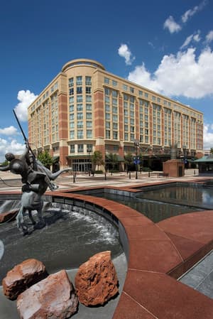 thumbnail: Exterior