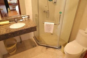 thumbnail: Bathroom