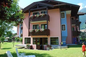 thumbnail: General view