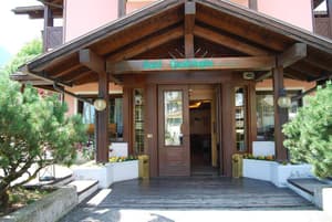 thumbnail: General view
