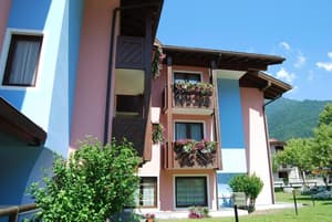 thumbnail: General view