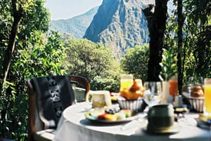 thumbnail: Breakfast area