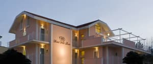 thumbnail: Front of property