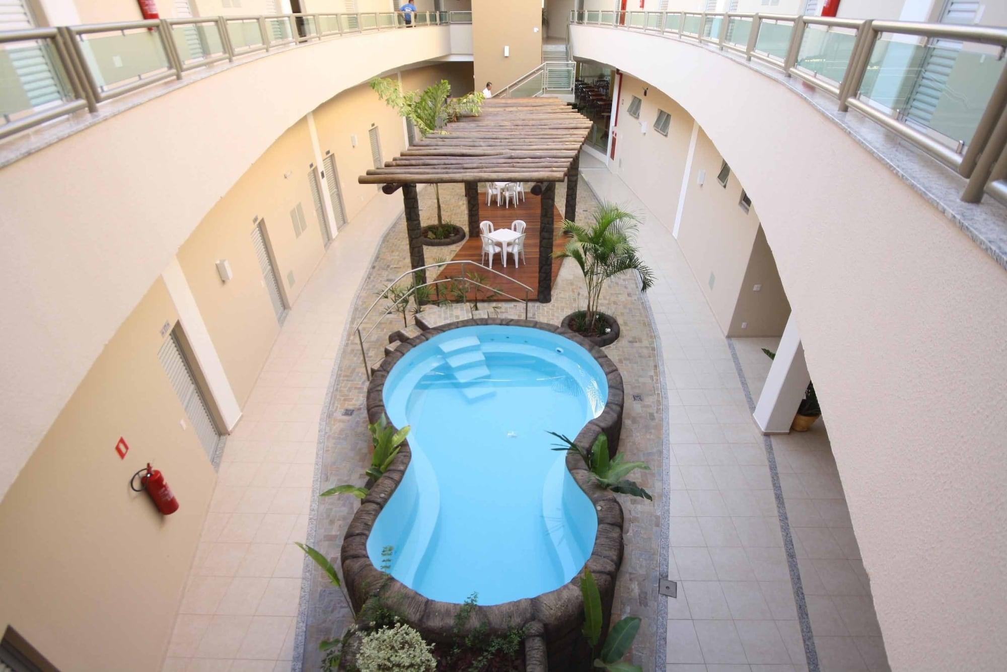 Swimming pool-spa