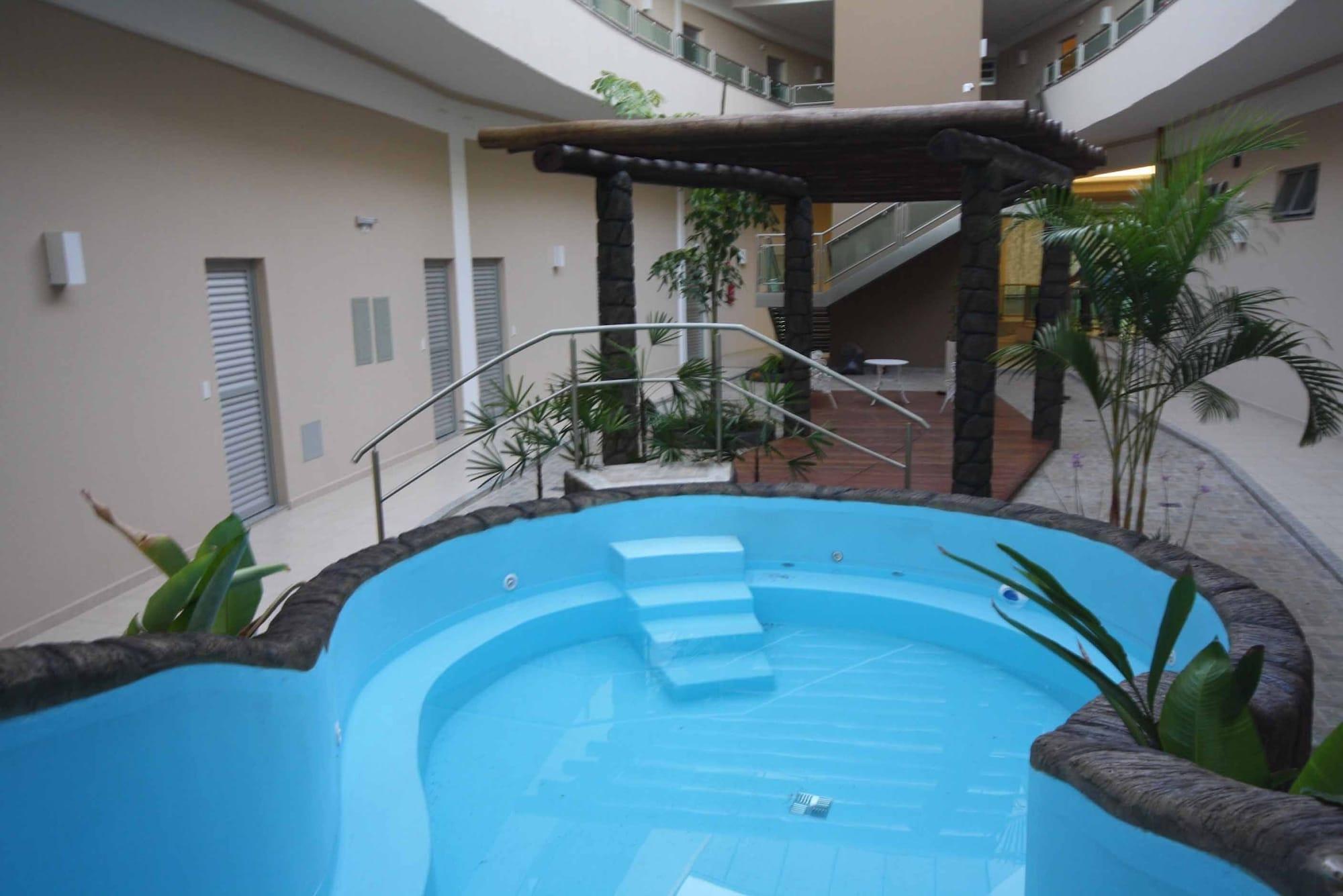 Swimming pool-spa