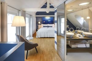 thumbnail: Living area
