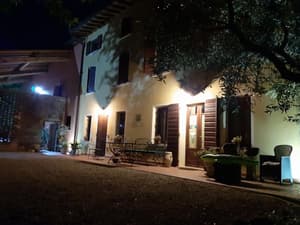 thumbnail: Exterior