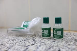 thumbnail: Bathroom amenities