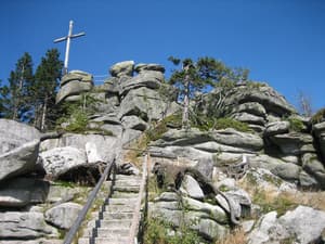 thumbnail: Hiking