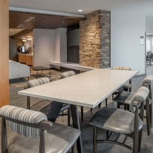 thumbnail: Bar (on property)