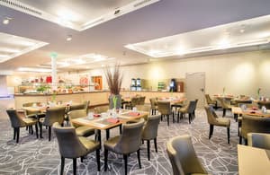 thumbnail: Breakfast area