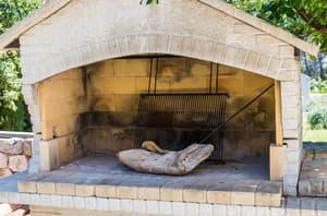 thumbnail: BBQ/picnic area