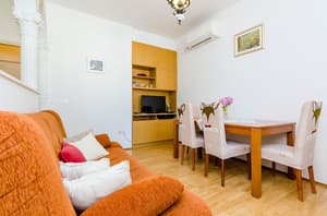 thumbnail: Living room