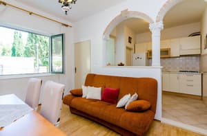 thumbnail: Living room