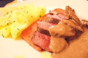 thumbnail: Dining