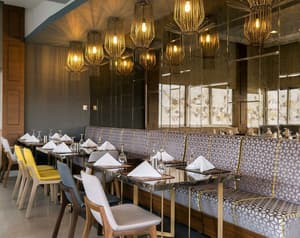 thumbnail: Restaurant