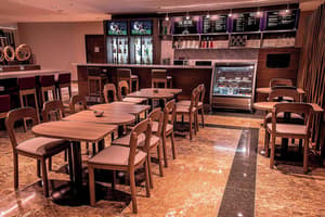 thumbnail: Restaurant