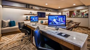thumbnail: Business center
