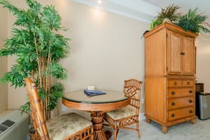 thumbnail: Property entrance