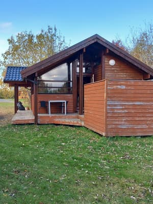 thumbnail: Exterior