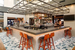 thumbnail: Bar (on property)
