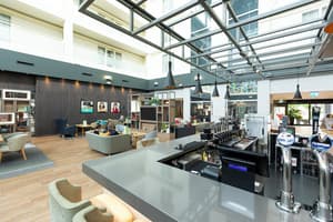 thumbnail: Bar (on property)