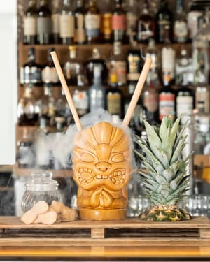 thumbnail: Bar (on property)