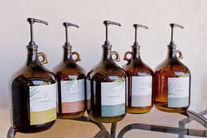 thumbnail: Bathroom amenities