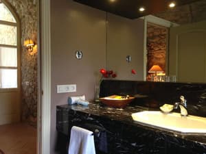 thumbnail: Bathroom sink