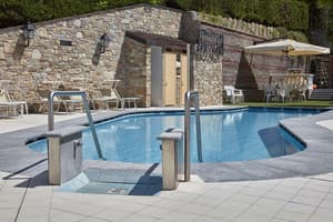 thumbnail: Pool