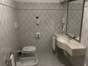 thumbnail: Bathroom