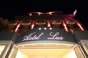 thumbnail: Exterior