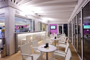 thumbnail: Bar (on property)