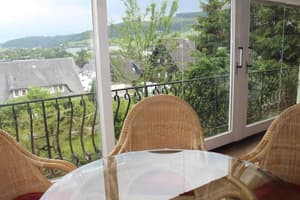 thumbnail: In-room dining