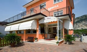 thumbnail: Exterior