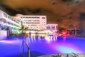 thumbnail: Pool