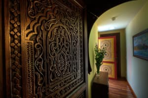 thumbnail: Interior