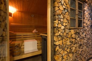 thumbnail: Sauna