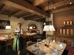 thumbnail: Restaurant