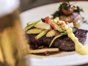 thumbnail: Restaurant