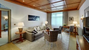 thumbnail: Interior entrance